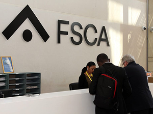 حاصل على ترخيص FSCA (جنوب أفريقيا)